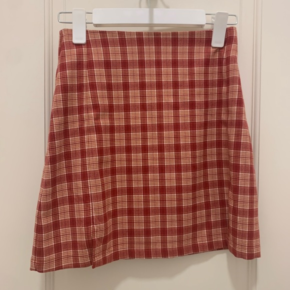 BNWOT*RARE*BRANDY MELVILLE CARA MINI SKIRT❤️🔥RED/ORANGE PLAID-OS-NEVER … - Picture 11 of 16